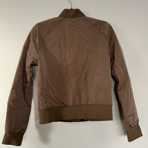 LULULEMON PUFFER REVERSIBLE GOLD BOMBER JACKET - Picture 3 of 4